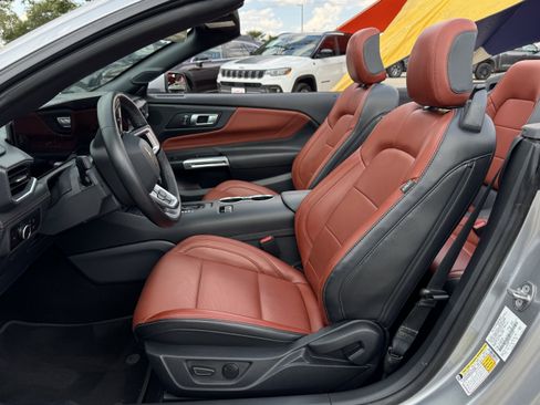 Used 2024 Ford Mustang Premium image 11