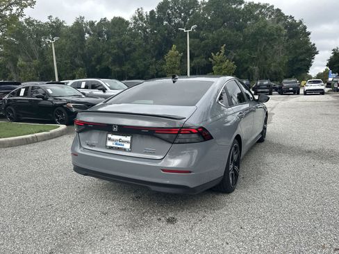 Used 2024 Honda Accord Sport image 6