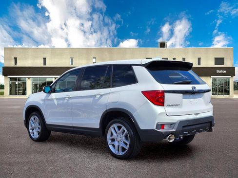 Used 2024 Honda Passport EX-L image 5