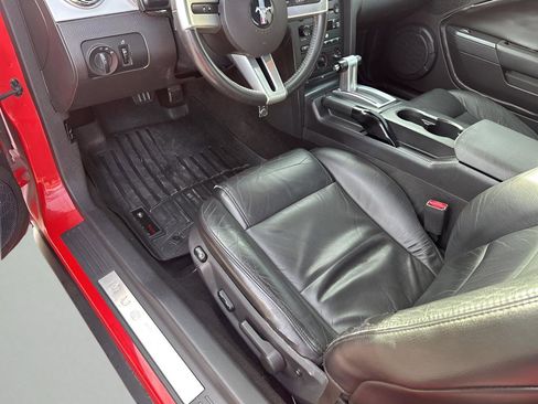 Used 2007 Ford Mustang Premium image 18