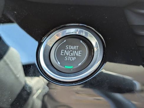 Used 2025 Buick Envision Avenir AWD/4WD image 22