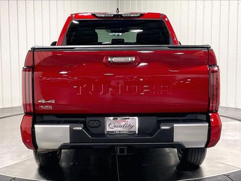 Used 2022 Toyota Tundra Limited AWD/4WD image 4