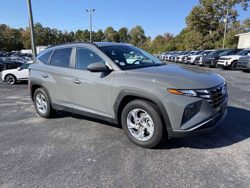 Used 2024 Hyundai Tucson SEL image 1