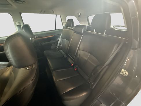 Used 2014 Subaru Outback 3.6R Limited image 29