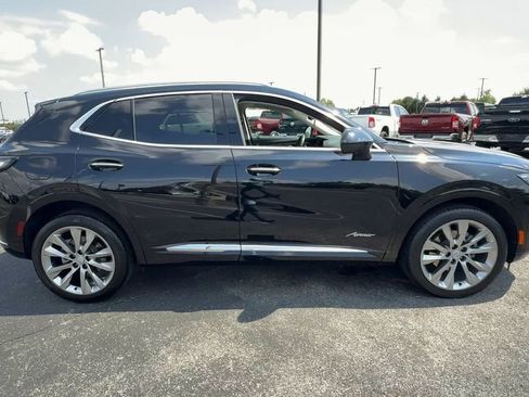 Used 2022 Buick Envision Avenir w/ Technology Package II image 9