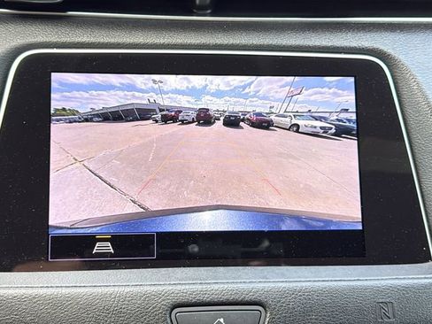 Used 2021 Cadillac XT4 Premium Luxury FWD image 26
