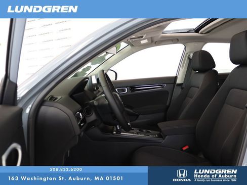 Used 2024 Honda Civic EX image 10