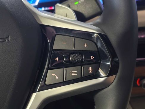 Used 2025 BMW 330i xDrive Sedan w/ Convenience Package image 23