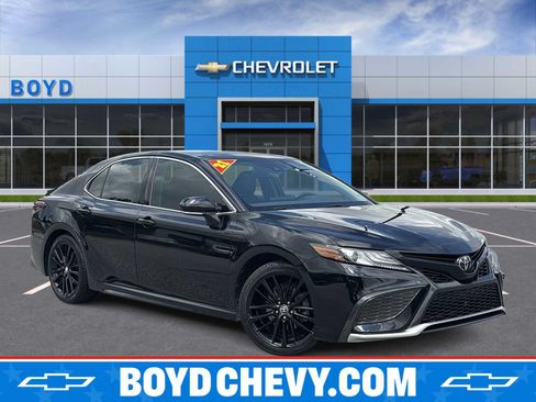 Used 2021 Toyota Camry XSE FWD image 1