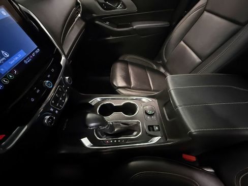 Used 2023 Chevrolet Traverse LT w/ LT Premium Package image 84