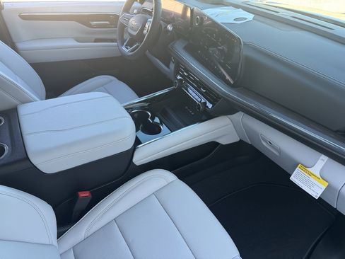 New 2026 Chevrolet Tahoe Premier AWD/4WD image 24