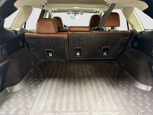 Used 2020 Subaru Outback Touring w/ Popular Package #2 image 31