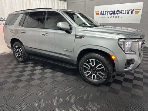 Used 2024 GMC Yukon AT4 w/ Technology Package AWD/4WD image 2