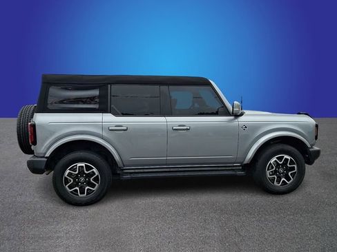 Used 2023 Ford Bronco Outer Banks AWD/4WD image 4