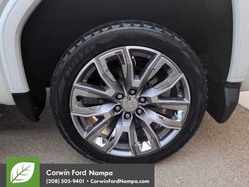 Used 2023 GMC Sierra 1500 Denali w/ Denali Reserve Package AWD/4WD image 33