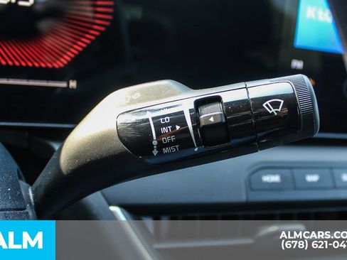 Used 2025 Kia K4 FWD image 29