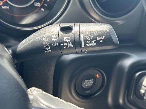 Used 2022 Jeep Wrangler Unlimited Sport AWD/4WD image 25
