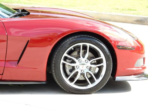 Used 2006 Chevrolet Corvette Convertible w/ Preferred Equipment Group RWD image 50