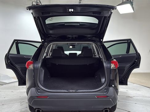 Used 2024 Toyota RAV4 XLE image 16