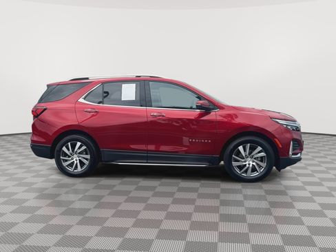 Certified 2022 Chevrolet Equinox Premier AWD/4WD image 9