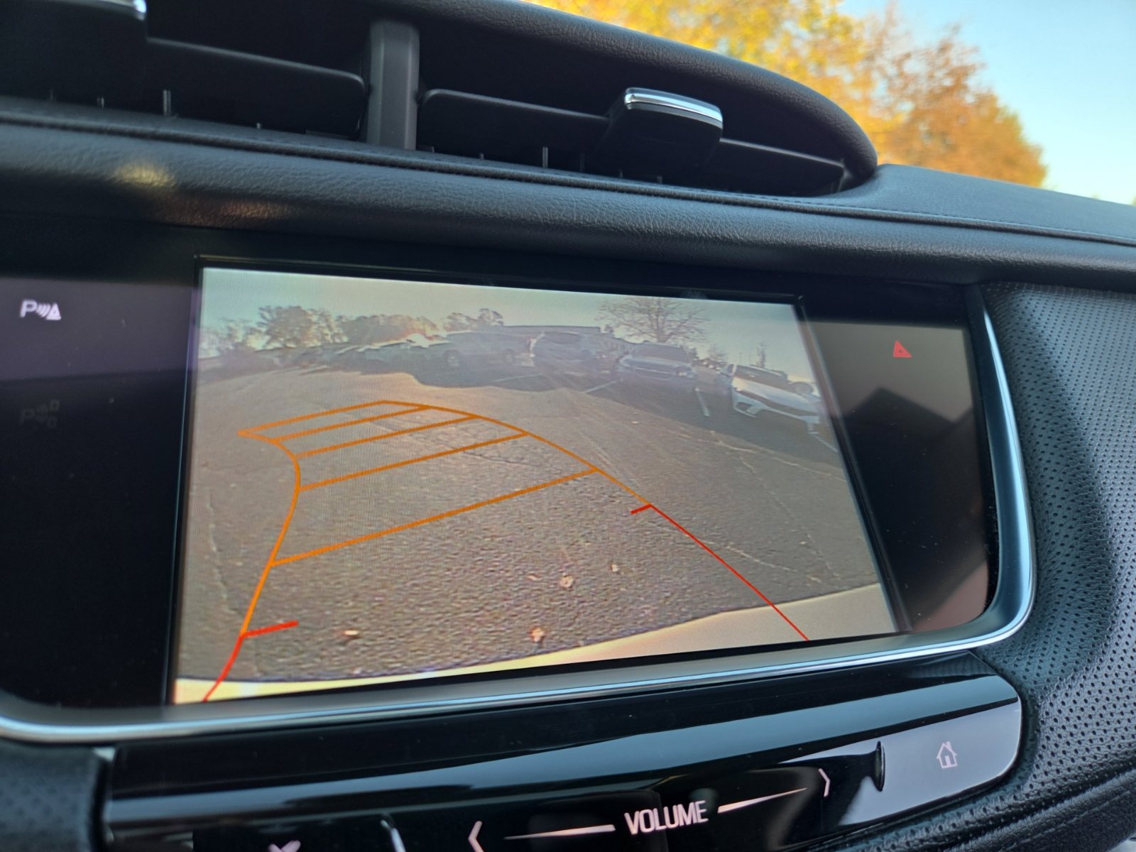 Used 2017 Cadillac XT5 Luxury w/ Driver Awareness Package AWD/4WD image 19