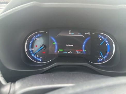 Used 2020 Toyota RAV4 Limited image 9