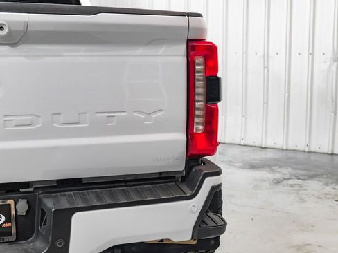 Used 2023 Ford F350 Lariat w/ Lariat Ultimate Package image 53