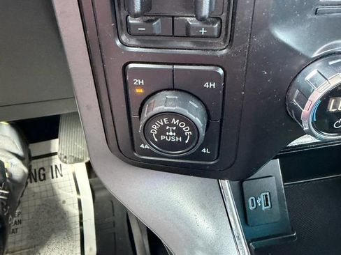 Used 2021 Ford F150 Lariat w/ Equipment Group 502A High AWD/4WD image 19