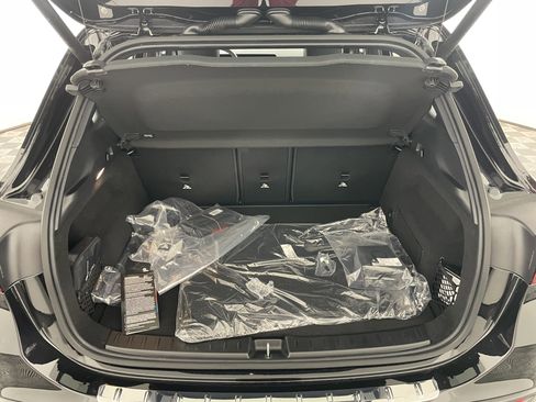 New 2026 Mercedes-Benz GLA 35 AMG 4MATIC image 19