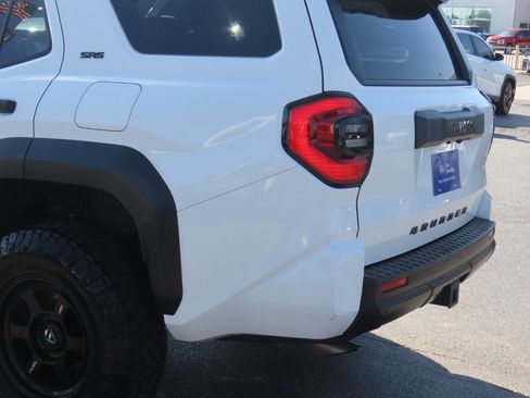 Used 2025 Toyota 4Runner SR5 RWD image 14