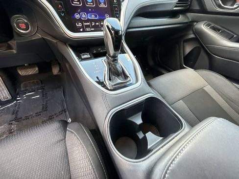 Used 2021 Subaru Outback Premium image 21