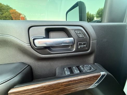 Used 2021 Chevrolet Silverado 3500 High Country AWD/4WD image 17