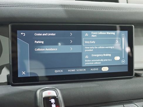 Used 2020 Land Rover Defender 110 SE image 26