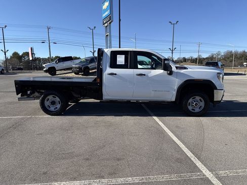 Used 2023 GMC Sierra 2500 Pro w/ Convenience Package image 2