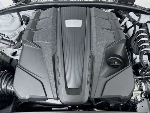 New 2026 Porsche Macan S image 32