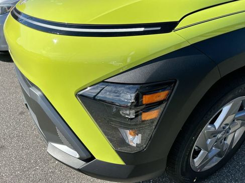 New 2026 Hyundai Kona SE image 17