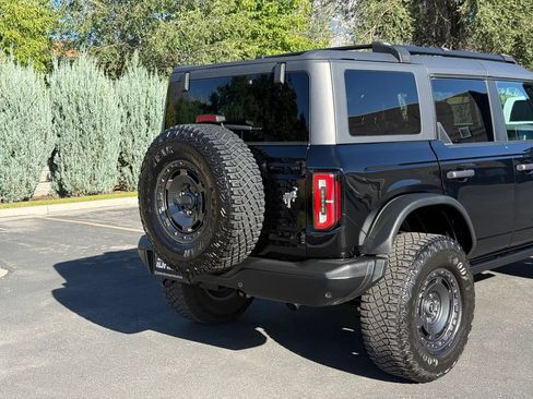 Used 2024 Ford Bronco Everglades AWD/4WD image 10