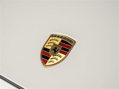 Certified 2026 Porsche Cayenne AWD/4WD image 13