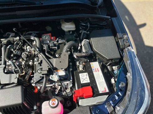 Used 2025 Toyota Corolla LE FWD image 66