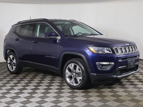 Used 2019 Jeep Compass Limited AWD/4WD image 46