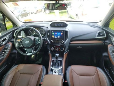 Used 2023 Subaru Forester Touring w/ Popular Package #2 image 8