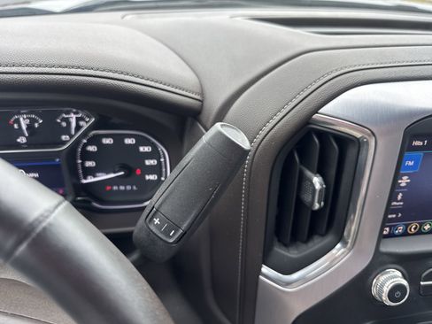 Used 2021 GMC Sierra 1500 SLT image 19