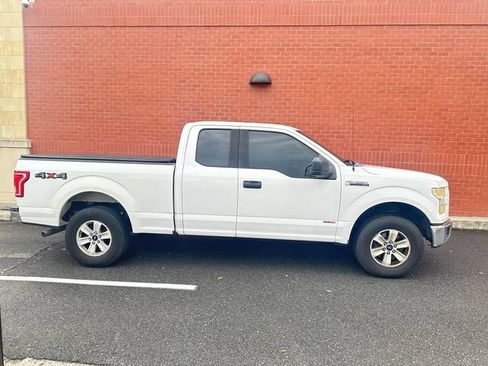 Used 2015 Ford F150 XLT w/ Trailer Tow Package AWD/4WD image 2