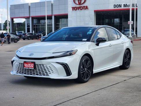 Certified 2025 Toyota Camry XSE w/ Premium Package FWD image 3