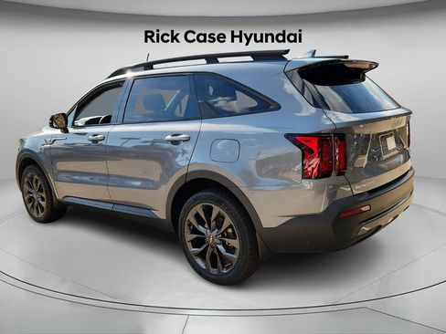 Used 2023 Kia Sorento X-Line EX image 8