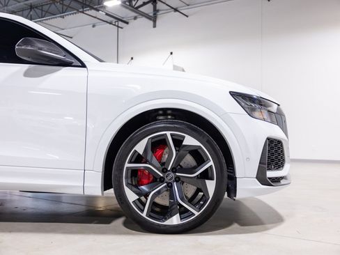 Used 2024 Audi RS Q8 AWD/4WD image 23