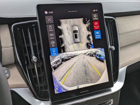 New 2026 Volvo XC90 B6 Plus image 9