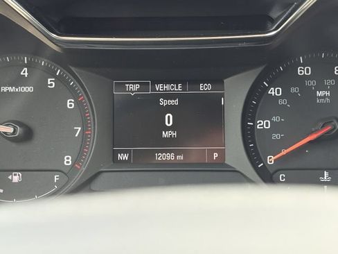 Used 2023 Chevrolet TrailBlazer LT FWD image 23