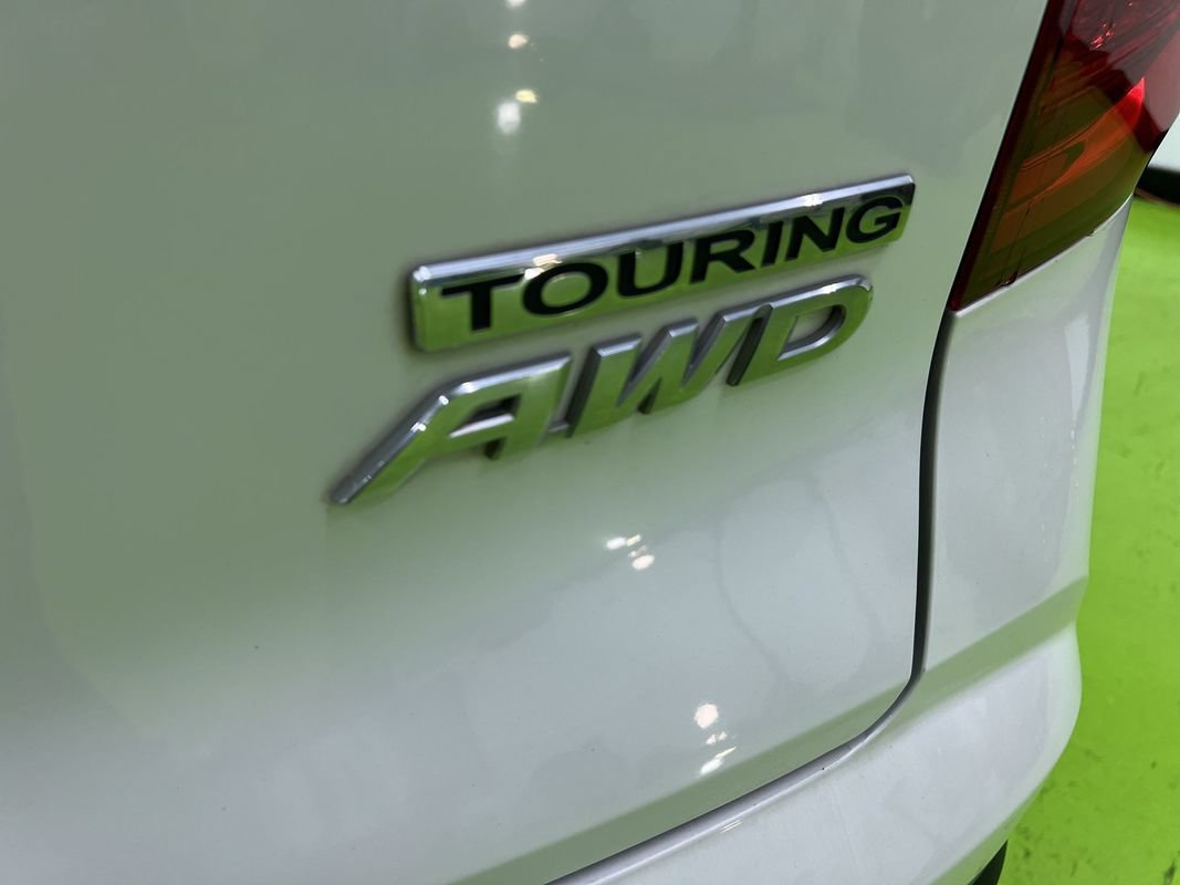 Used 2017 Honda Pilot Touring image 14
