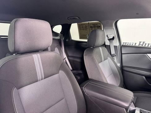 Used 2024 Chevrolet Blazer LT w/ Convenience Package image 32